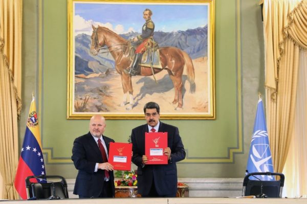 Kharim Khan e Nicolás Maduro