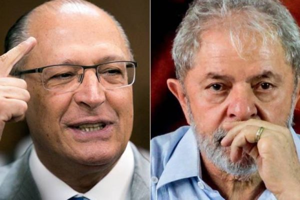 Alckmin com o dedo na cabeça e Lula segurando o queixo em montagem com tela dividida