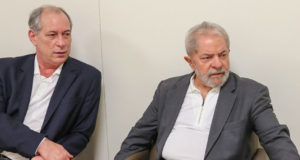 Ciro Gomes e Lula sentados