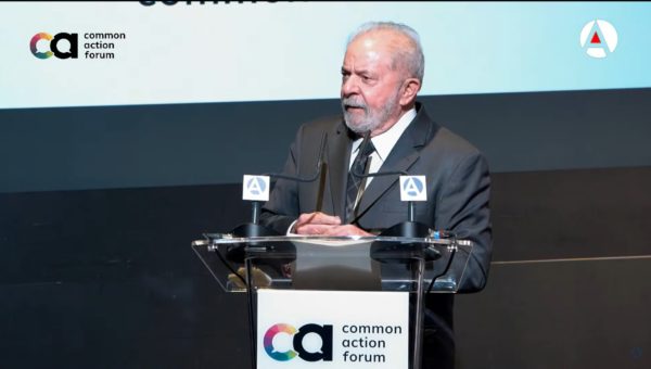 Lula em seminário na Espanha