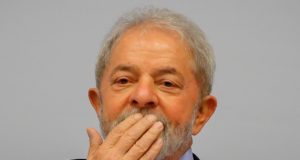 Lula lidera a pesquisa eleitoral e desanima GloboNews