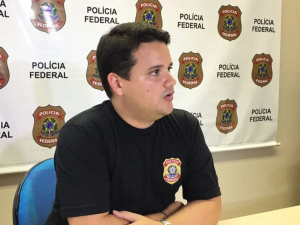 Veja o delegado