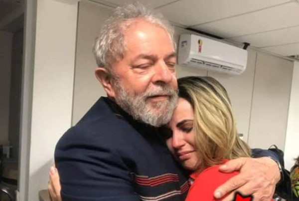 Veja Lula e Deolane Bezerra