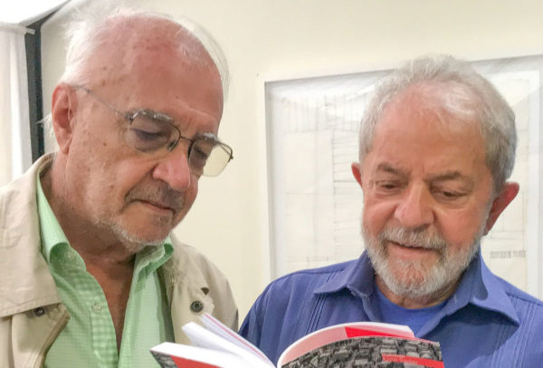 Veja Emir Sader e Lula