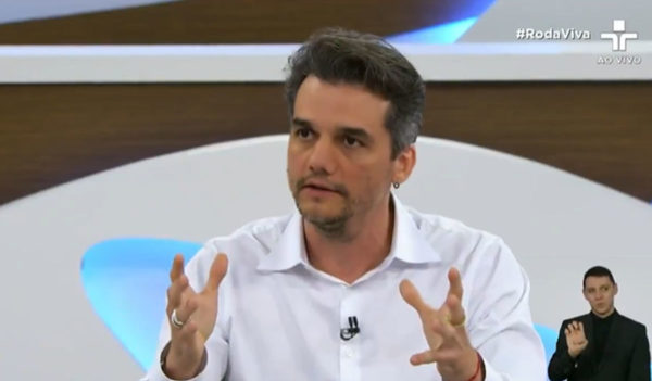 Veja o Wagner Moura