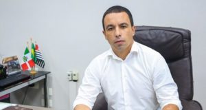 Rogério Lins