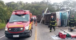 acidente motorista filha
