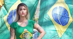 Sara Winter em acampamento dos "300 do Brasil"