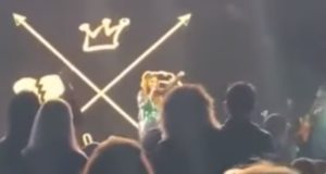 Marília Mendonça em show