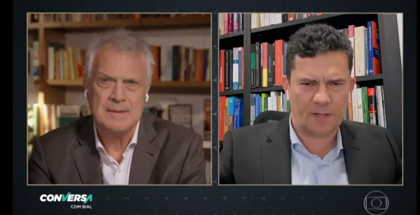 Moro Bial entrevista