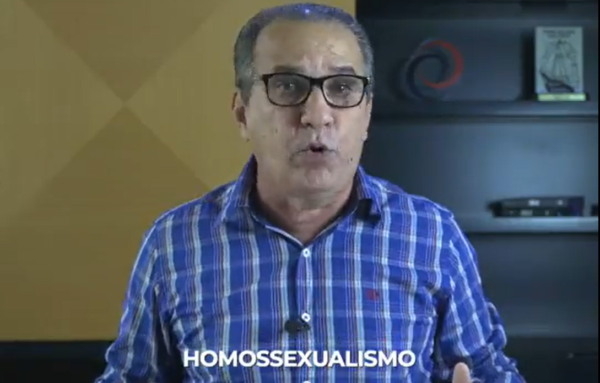 Silas Malafaia defende pastor homofóbico
