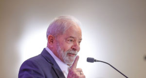Veja o Lula