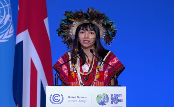 Txai Suruí discursa na COP26