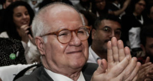 Veja o Elio Gaspari