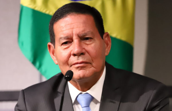 Veja o General Mourão