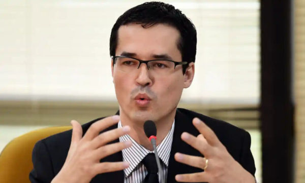 Veja o Deltan Dallagnol
