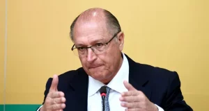 Alckmin atacado
