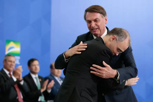 André Mendonça e Bolsonaro