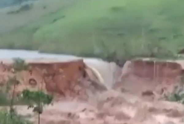 Barragens rompem em Apuarema