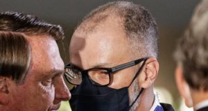 Barra Torres e Bolsonaro.