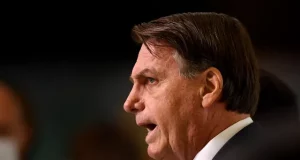 Bolsonaro vacina