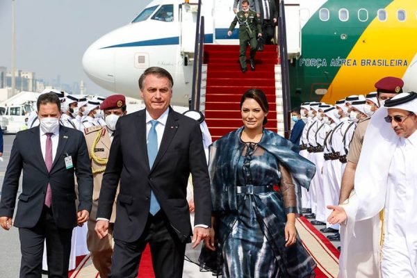 Bolsonaro e comitiva