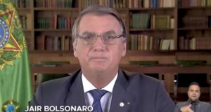 Bolsonaro durante o pronunciamento desta sexta