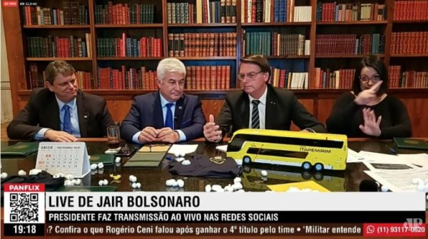 Bolsonaro em live