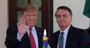 Trump Bolsonaro vacina