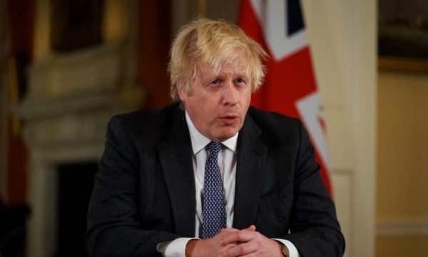 Boris Johnson alertou para Ômicron