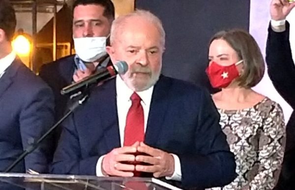 Veja o Lula