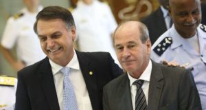 Jair Bolsonaro e Fernando Azevedo