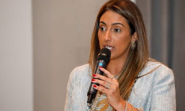 Flávia Arruda, ministra de Bolsonaro