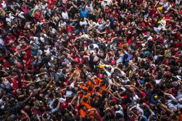 Lula em manifestação