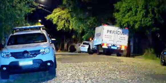 Homicídio mobilizou  Instituto-Geral de Perícias, Polícia Civil e Brigada Militar. Foto: Record TV RS / Especial / CP