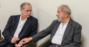 Ciro Gomes ao lado de Lula
