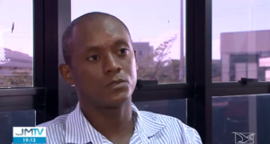 Foi muito humilhante, disse Jarenildo Silva sobre racismo sofrido na casa de cliente. Imagem: Reprodução/TV Mirante