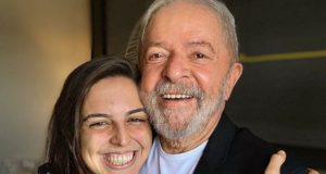 Veja Natália Bonavides e Lula