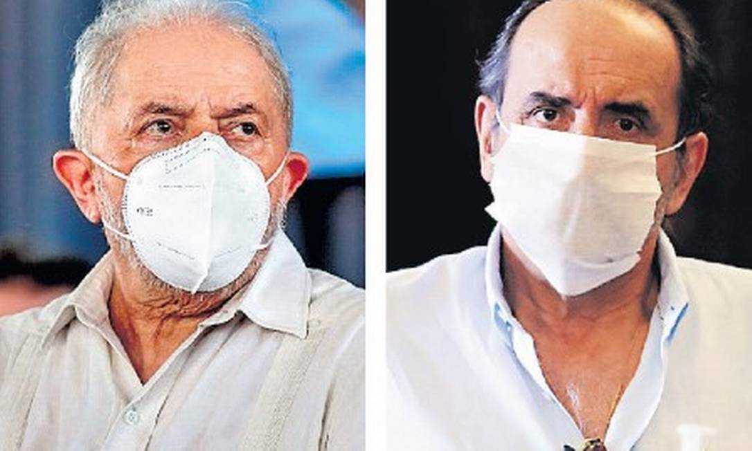 Montagem com as fotos de Lula e Kalil uma ao lado da outra. Ambos usam máscara.