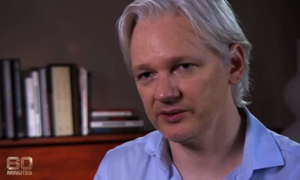 Veja Julian Assange
