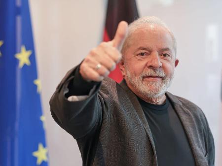 Foto do ex-presidente Lula.