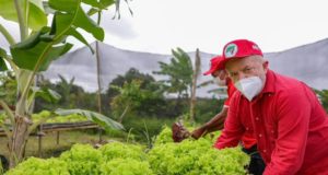 Lula visitando assentamento do MST em Pernambuco, em 2021. Foto: Ricardo Stuckert