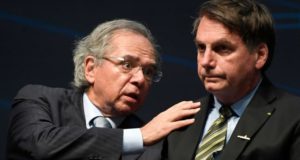 Bolsonaro e Paulo Guedes reajustes