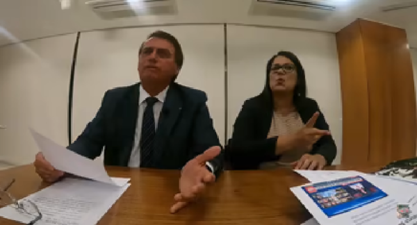 Bolsonaro Anvisa ataque