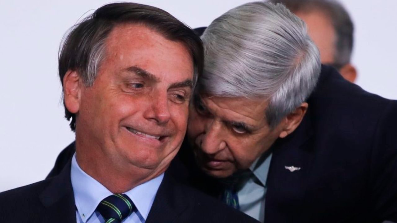 Jair Bolsonaro e o general Augusto Heleno.