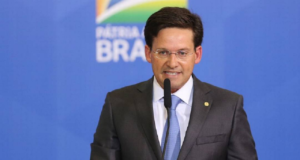 O ministro da Cidadania, João Roma. revelou sobre irmão de Bolsonaro