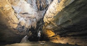 Caverna