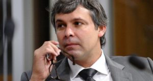 Ex-senador Lindbergh Farias.