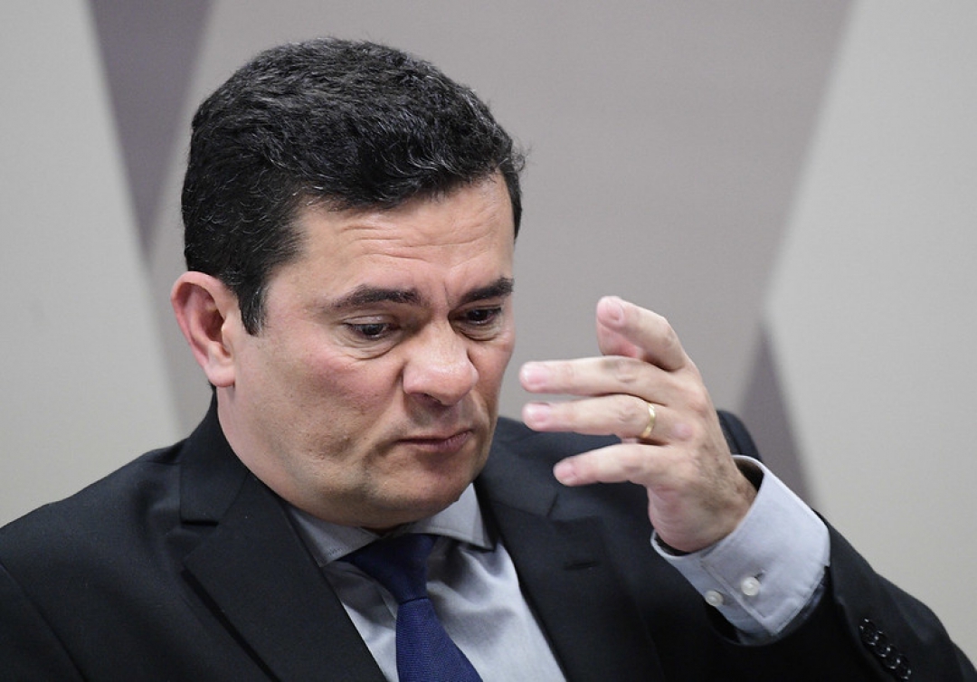 Moro diálogo