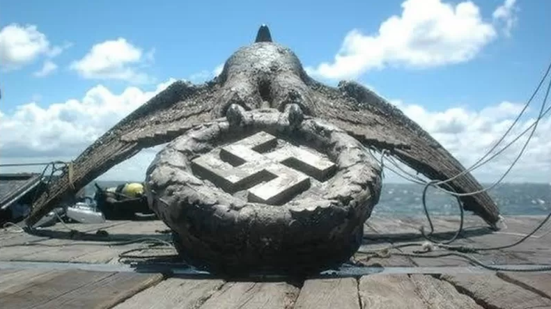 Símbolo nazista de navio da Segunda Guerra Mundial. Foto: Alfredo Etchegaray